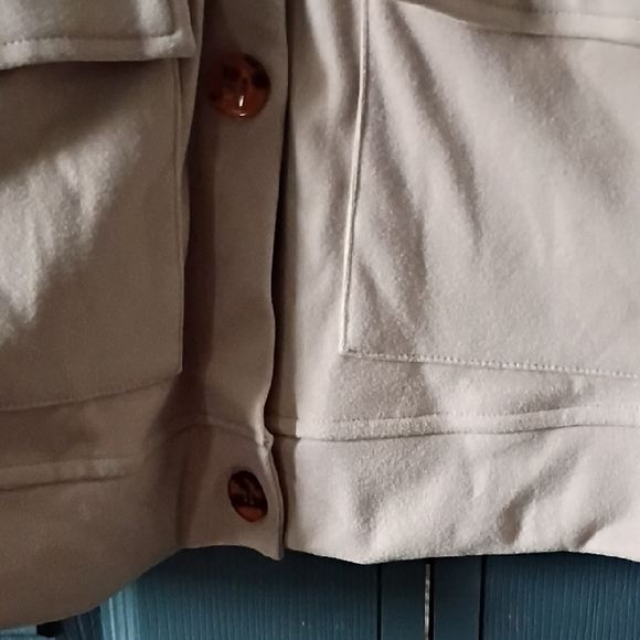 Women's Beige Super Soft Casual Button-Front Jacket - Picture 4 of 10